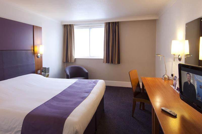Premier Inn Evesham Eksteriør bilde